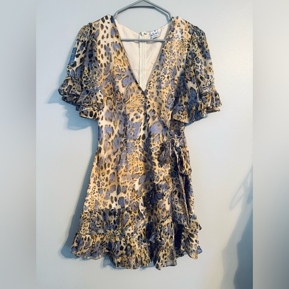 Selfie Leslie JESSI FAUX WRAP RUFFLE TRIM DRESS LEOPARD PRINT BLUE - Picture 5 of 7